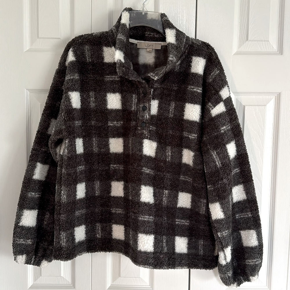 *LIKE NEW* LOFT Black/White Plaid Sherpa Quarter-Snap Collar Pullover Fleece - L